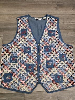 Victoria Jones Woman Blue Patchwork Quilted Vest with Red Accents